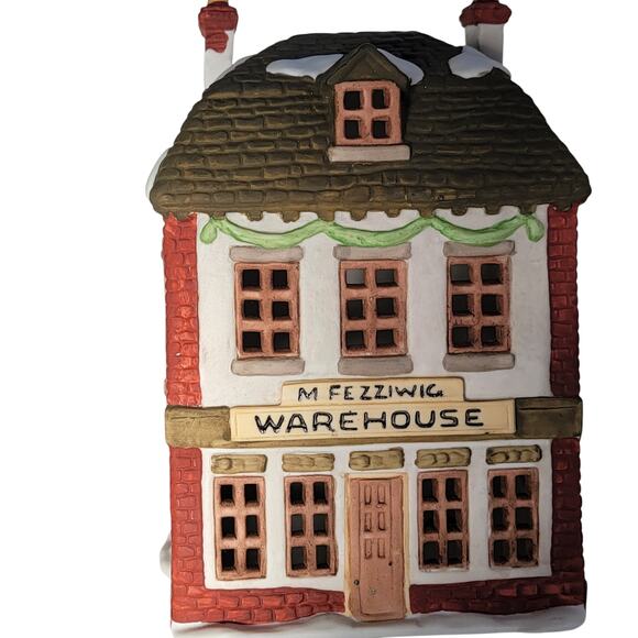 Vintage Christmas Village M. Fezziwig’s Warehouse – Dickens Collectible - Picture 2 of 10